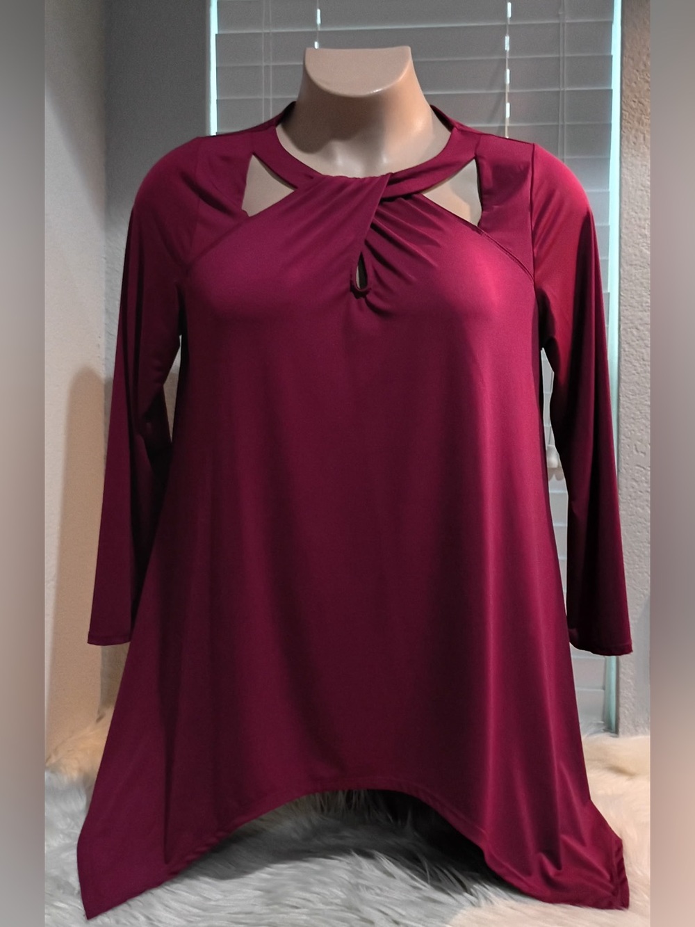 Roamans Womenâs 1X Top